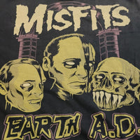 VINTAGE MISFITS EARTH A.D. GRAPHIC TEE